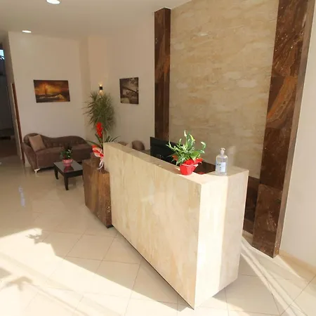 Hotel Down Town Ksamil